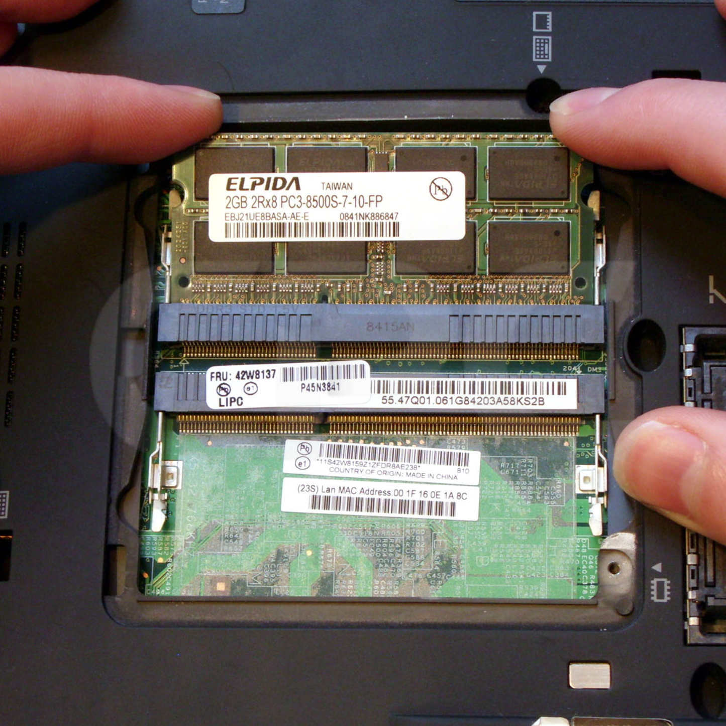 Upgrade Memorie RAM Laptop